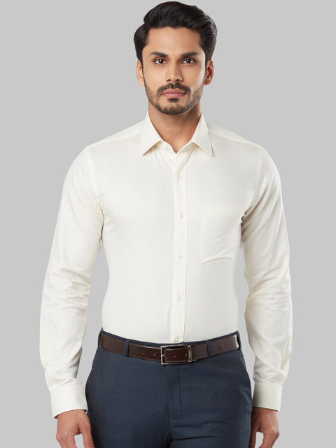 

Raymond Men Off-White Slim Fit Solid Formal Shirt