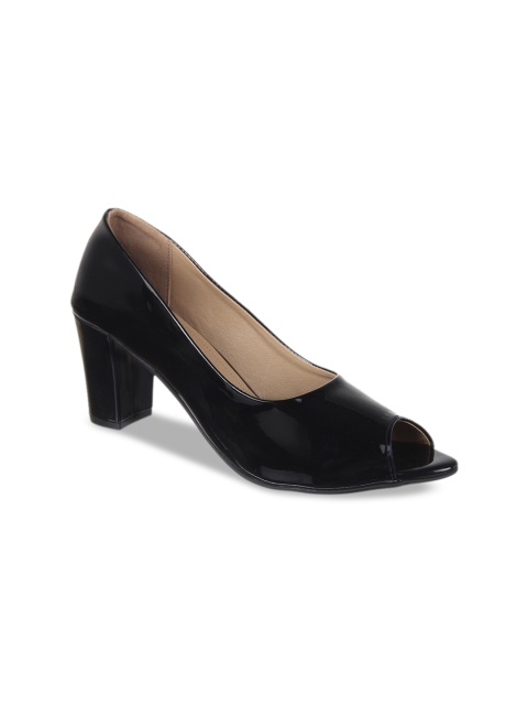 

Flat n Heels Women Black Solid Pumps