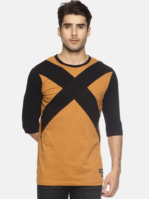 

KULTPRIT Men Brown Colourblocked Round Neck T-shirt
