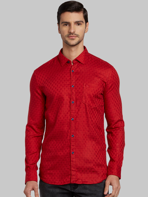 

Parx Men Red Slim Fit Checked Casual Shirt