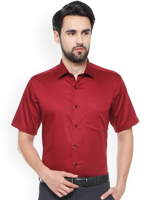 

Van Heusen Men Red Custom Regular Fit Solid Party Shirt