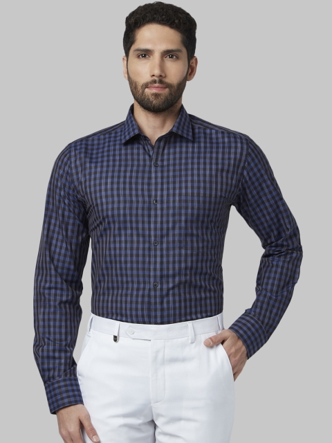 

Park Avenue Men Blue Slim Fit Checked Formal Shirt