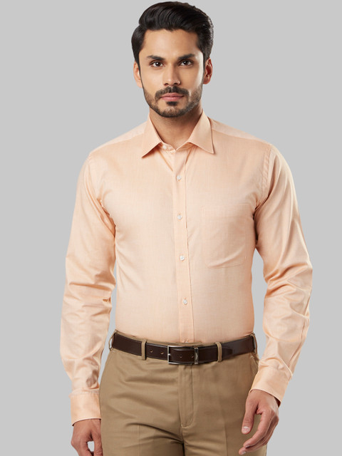 

Raymond Men Peach-Coloured Slim Fit Solid Formal Shirt