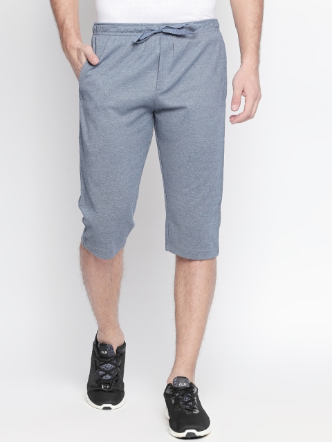 

AVOQ Men Grey Solid Regular Fit Regular Shorts