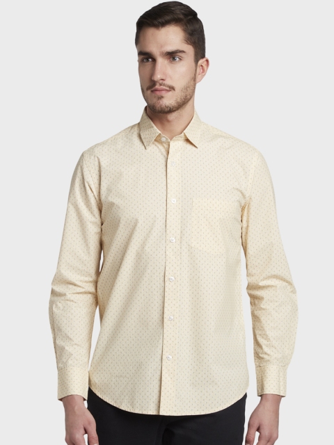 

ColorPlus Men Yellow Tailored Fit Printed Casual Shirt