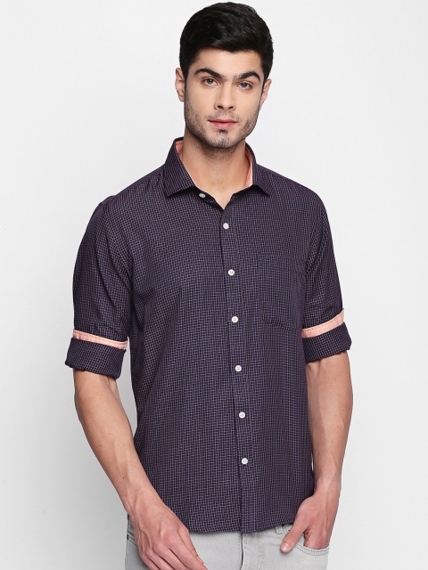 

Solemio Men Navy Blue Regular Fit Checked Casual Shirt