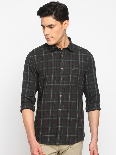 

Crocodile Men Green & Purple Slim Fit Checked Casual Shirt