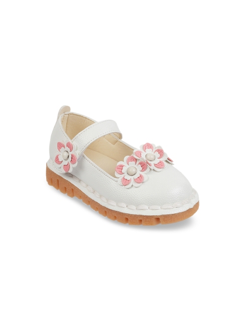 

Kittens Girls White Solid Ballerinas