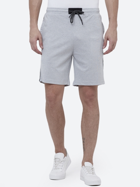 

VINENZIA Men Grey Solid Regular Fit Regular Shorts