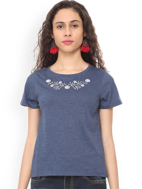 

People Women Blue Solid Round Neck T-shirt