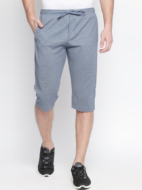 

AVOQ Men Grey Solid Regular Fit Regular Shorts