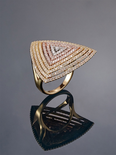 

shaze Women Gold-Plated CZ-Studded Ring
