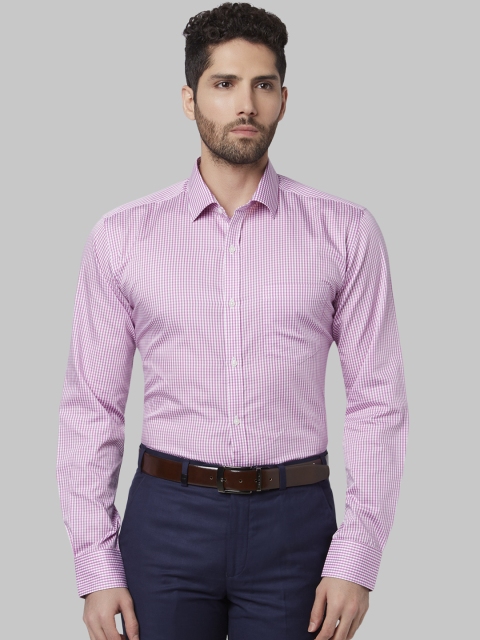 

Park Avenue Men Red & White Slim Fit Checked Formal Shirt