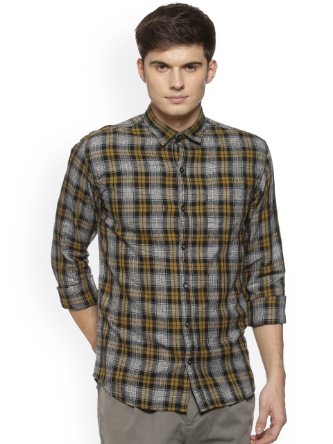 

Campus Sutra Men Green & Grey Regular Fit Checked Casual Shirt