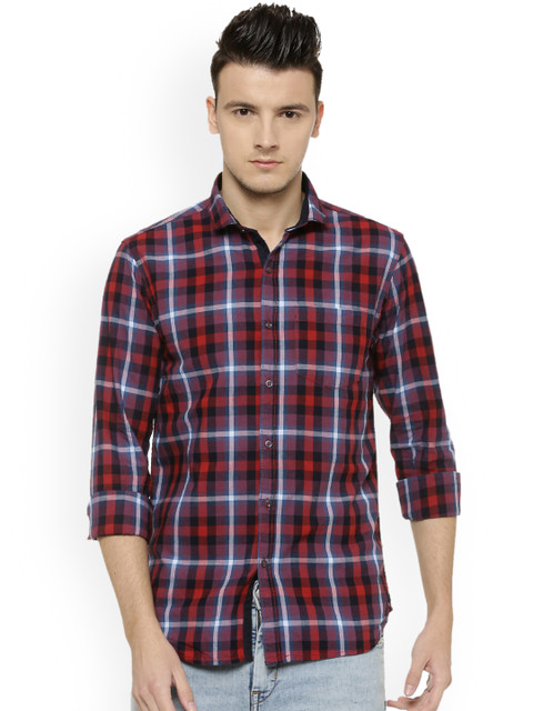 

Campus Sutra Men Maroon & Black Regular Fit Checked Casual Shirt