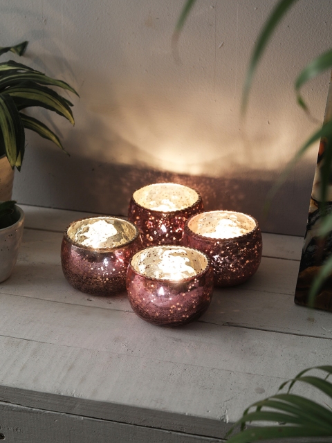 

HOME DECOR INDIA Set of 4 Pink & Gold-Toned Votive With Tea Lights