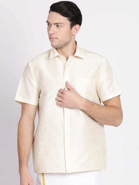 

Khoday Williams Men Cream-Coloured Regular Fit Solid Party Shirt