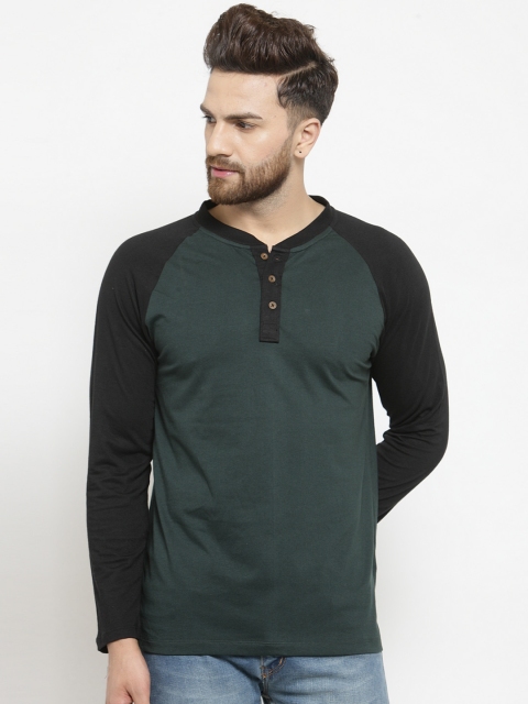 

Kalt Men Green Colourblocked Mandarin Collar T-shirt