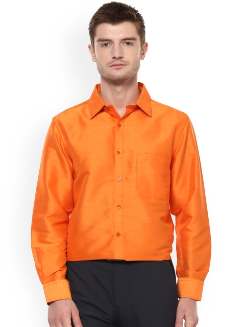 

Khoday Williams Men Orange Regular Fit Solid Formal Shirt