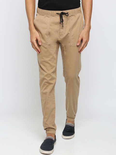 

Breakbounce Men Khaki-Coloured Solid Slim-Fit Joggers, Beige