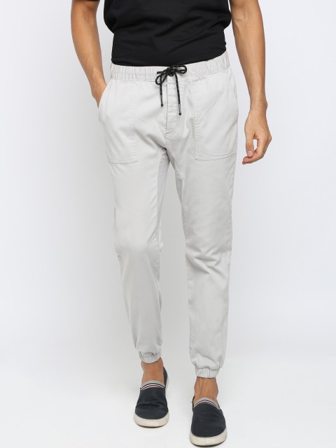 

Breakbounce Men White Solid Slim-Fit Joggers