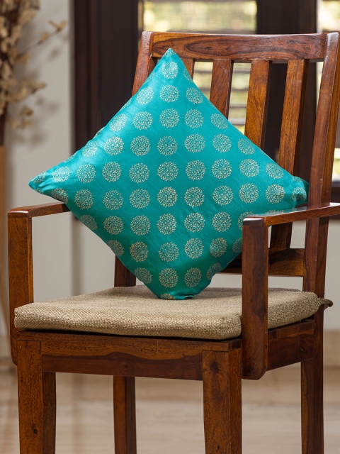 

ExclusiveLane Blue & Golden-Coloured Single Ethnic Motifs Square Cushion Cover