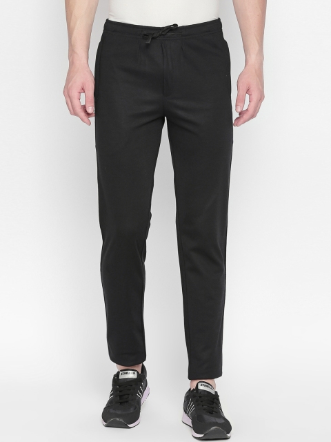 

Avoq Men BLack Smart Fit Zipper Pocket Trackpant