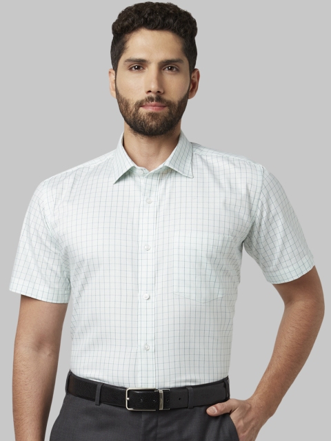 

Park Avenue Men Green Regular Fit Checked Formal Shirt