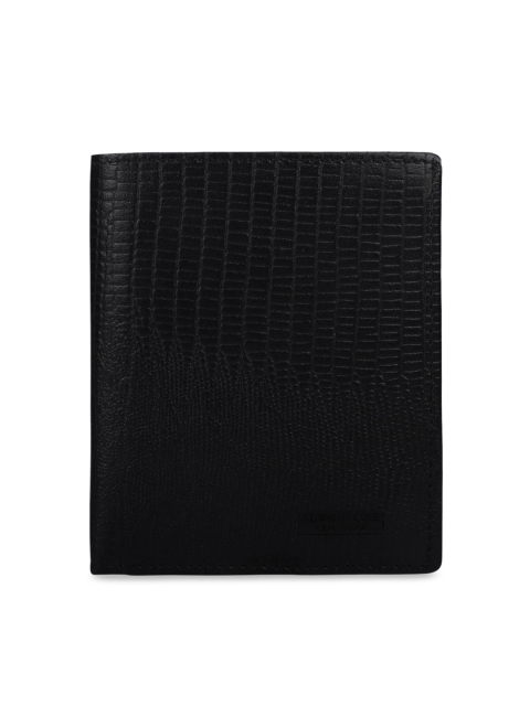 

Kenneth Cole Men Black Textured Three Fold Wallet