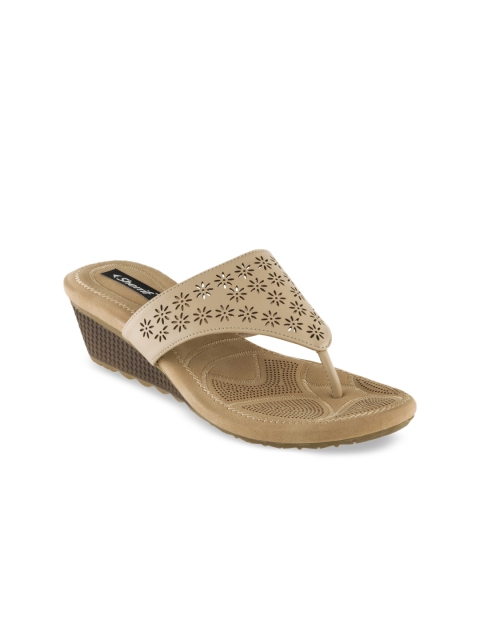 

Sherrif Shoes Women Beige Textured Heels