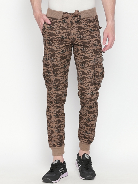 

beevee Men Brown & Beige Regular Fit Printed Cargos