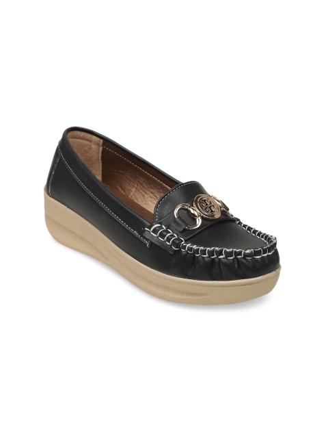 

VALIOSAA Women Black Loafers