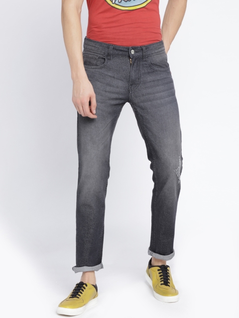 

Newport Men Grey Slim Fit Mid-Rise Low Distress Stretchable Jeans