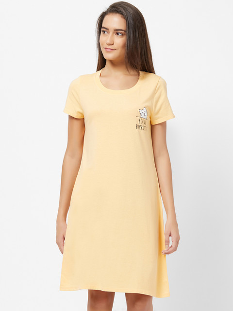 

Soie Women's Cream-Coloured Solid Nightdress NT-98