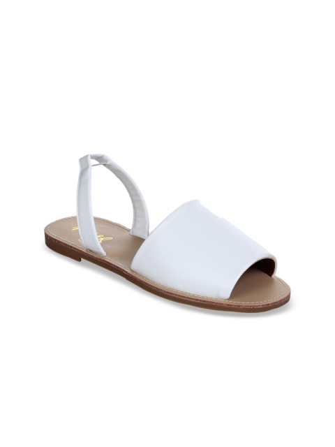 

Aber & Q Women White Solid Open Toe Flats