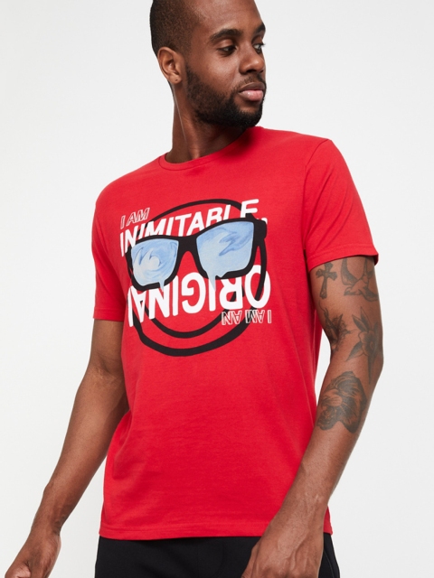 

SmileyWorld Men Red Printed Round Neck T-shirt