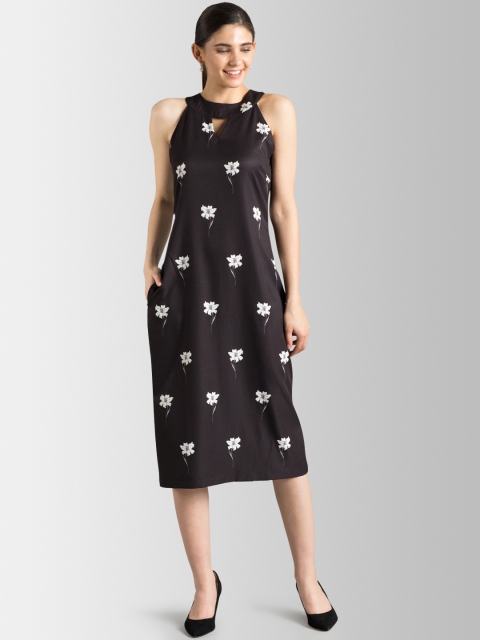 

FableStreet Women Black Floral Printed Sheath Dress