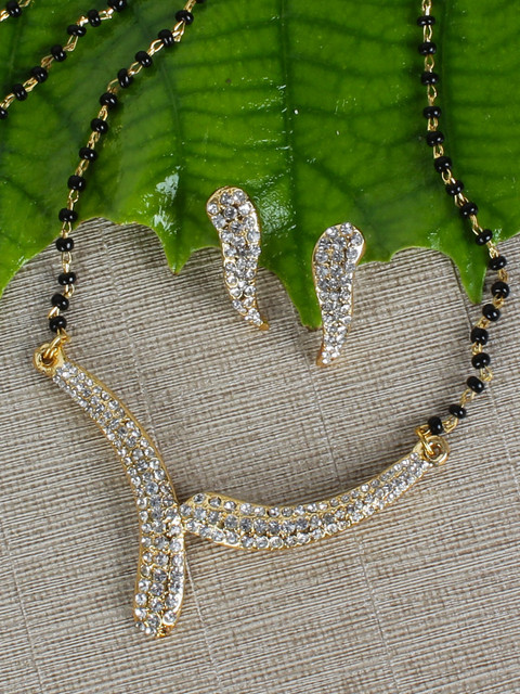

Crunchy Fashion Women Gold-Plated Kuhlbert Golden Mangalsutra