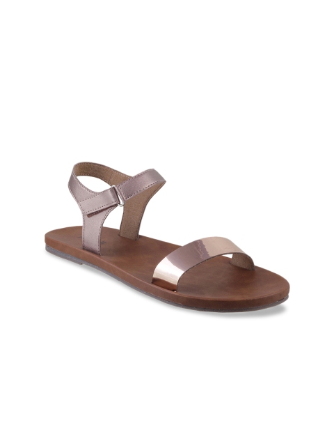 

Mochi Women Gold-Toned Solid Open Toe Flats