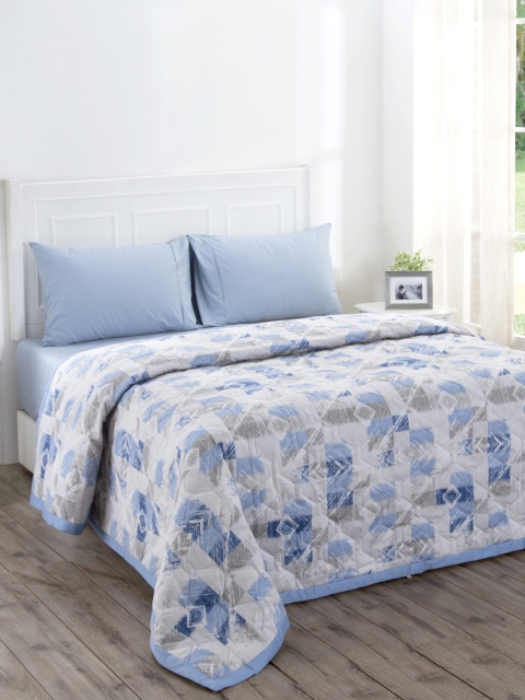 

MASPAR Blue Abstract AC Room 110 GSM Double Bed Quilt