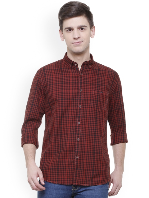 

Louis Philippe Men Red & Black Slim Fit Checked Casual Shirt
