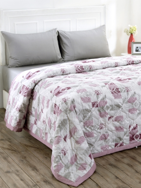 

MASPAR Pink & White Abstract AC Room 110 GSM Double Bed Quilt