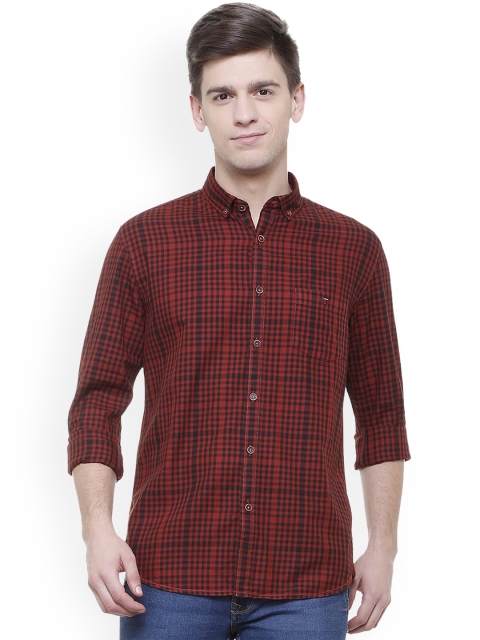 

Louis Philippe Men Red & Black Slim Fit Checked Casual Shirt