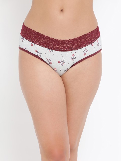

Clovia Women Off White & Maroon Printed Mid-Rise Hipster Briefs PN3066P15XL