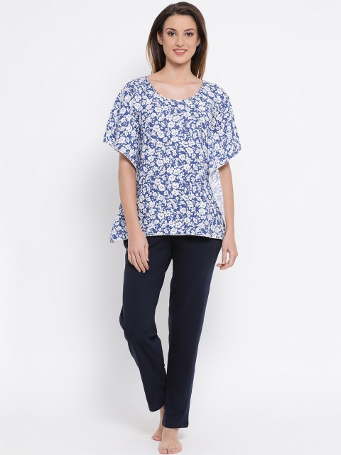 

Clovia Women Blue & White Printed Night Suit LS0368T08XL