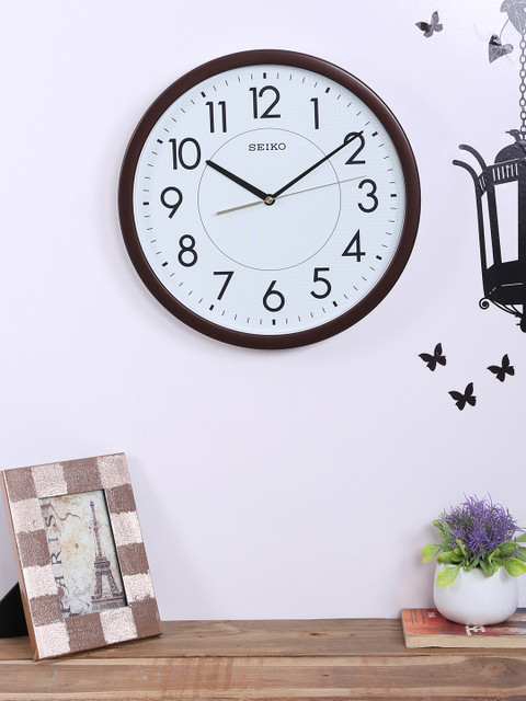 

SEIKO White Round Solid Analogue Wall Clock QXA629BT