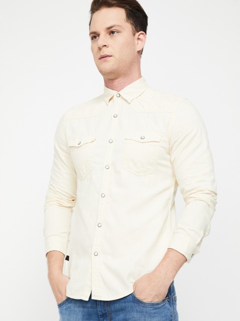 

Forca by Lifestyle Men Beige Slim Fit Solid Casual Shirt