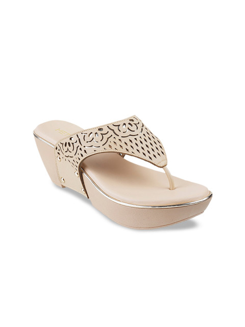 

Metro Women Beige Solid Wedges