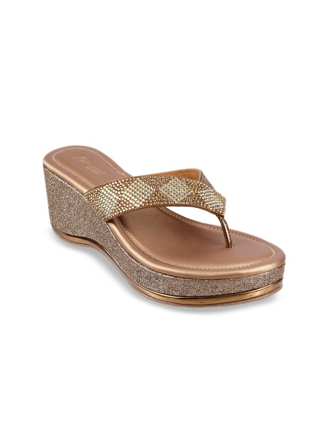 

Metro Women Bronze-Toned Solid Heels