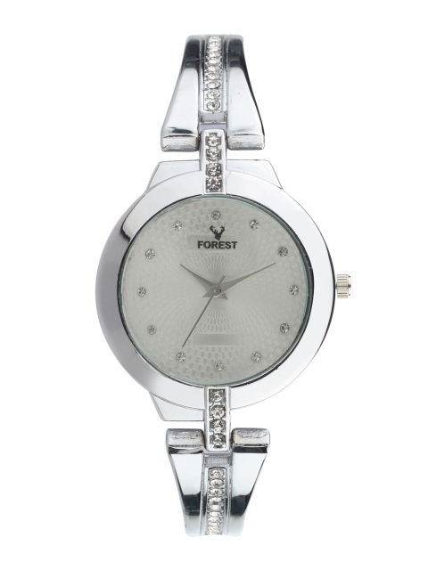 

Hobforestessentials Women Silver-Toned Analogue Watch FR-240-SL
